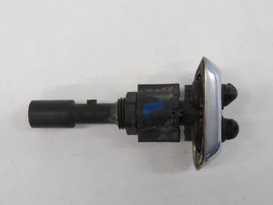 BMW E38 7er Waschdüse Scheinwerferreinigung vorn links 8352895