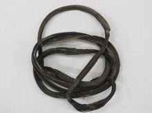Laden Sie das Bild in den Galerie-Viewer, BMW E3 Türdichtung Dichtung Tür hinten links