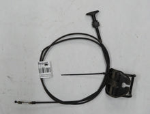 Laden Sie das Bild in den Galerie-Viewer, Mitsubishi Pajero Montero L040 Öffner Zug Motorhaube