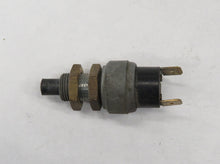 Laden Sie das Bild in den Galerie-Viewer, BMW E3 Kontakt Kontaktschalter Bremslicht