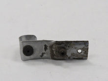 Laden Sie das Bild in den Galerie-Viewer, BMW E3 Haken Griff Tankdeckel Tankklappe