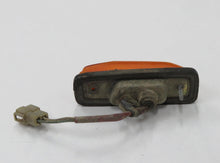 Laden Sie das Bild in den Galerie-Viewer, Toyota Land Cruiser HJ60 Seitenblinker vorn links