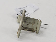 Laden Sie das Bild in den Galerie-Viewer, BMW E3 Halterung Kühler vorn oben