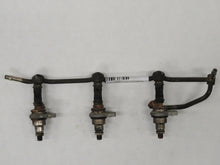 Laden Sie das Bild in den Galerie-Viewer, Nissan 300ZX Z31 3.0 (non turbo) 3x Einspritzdüse Einspritzventil rechts