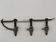 Laden Sie das Bild in den Galerie-Viewer, Nissan 300ZX Z31 3.0 (non turbo) 3x Einspritzdüse Einspritzventil rechts