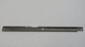 Toyota Celica TA4 RA4 (78-82) Halter Chrom Rückbank Teppich Kofferraum rechts