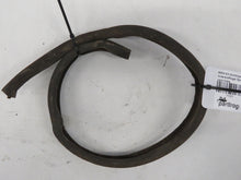 Laden Sie das Bild in den Galerie-Viewer, BMW E3 Dichtlippe Dichtung Innenkotflügel Spritzschutz Radhaus vorn links