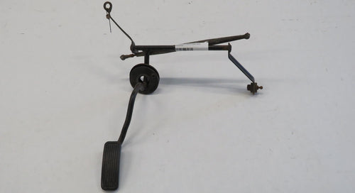 Alfa Romeo Alfetta (1975-1977) Gaspedal