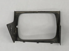 Laden Sie das Bild in den Galerie-Viewer, Nissan Silvia 200SX S12 Verkleidung Blende Scheinwerfer vorn rechts