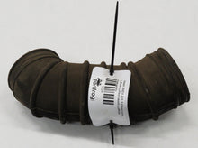 Laden Sie das Bild in den Galerie-Viewer, Nissan 300ZX Z31 3.0 (non turbo) Luftrohr Luftschlauch Luftfilter Ansaugrohr