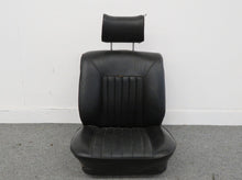 Laden Sie das Bild in den Galerie-Viewer, BMW E3 Sitz vorn links Fahrersitz Leder schwarz mit Kopfstütze