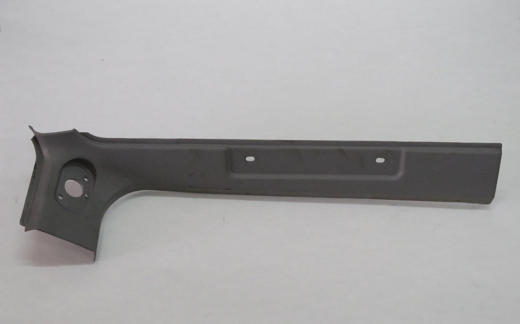 Mitsubishi Pajero Montero L040 Innenverkleidung vorn oben links MB419403