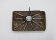Laden Sie das Bild in den Galerie-Viewer, Rover P5 Mark II 3.0 Batterieplatte Batteriekasten